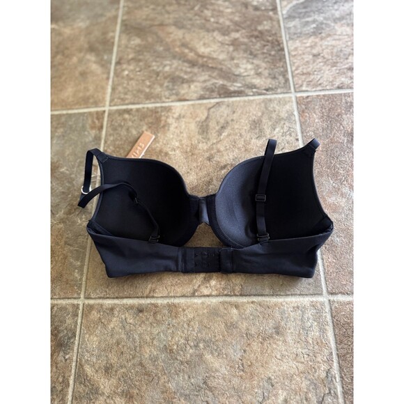 Skims Fits Everybody T-shirt Demi Bra Onyx Size 32C - Picture 4 of 6